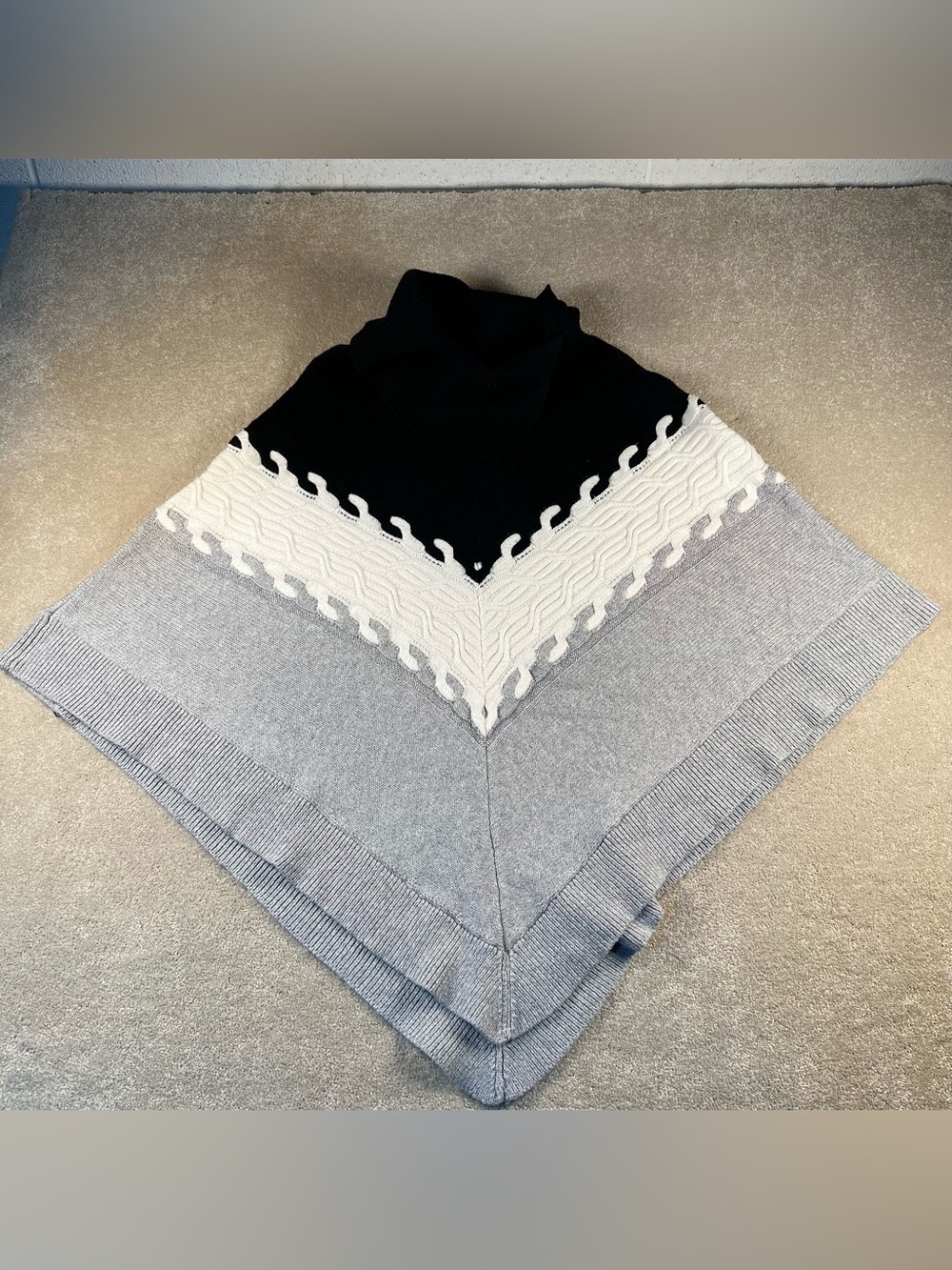 Talbots Poncho Sweater Chevron Black White Cowl Neck Knit Women's Large